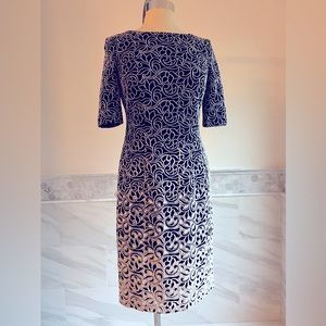 Betsey Johnson Textured Knit Ombré Black and White Elbow Sleeve Dress 6